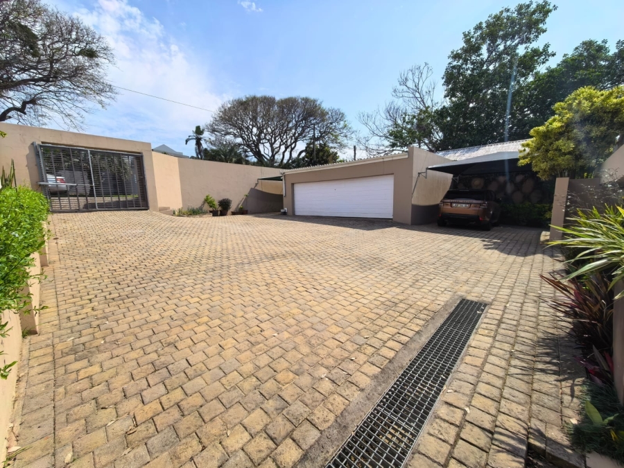 3 Bedroom Property for Sale in Bonza Bay Eastern Cape